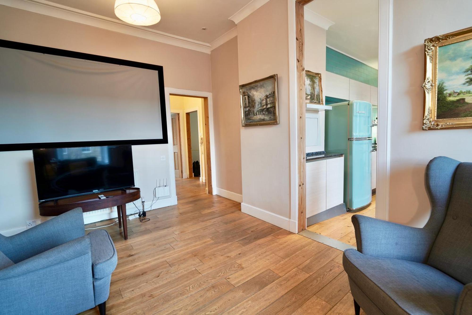 Spacious 2 Bed Apt Next To Royal Mile & Waverley Εδιμβούργο Εξωτερικό φωτογραφία