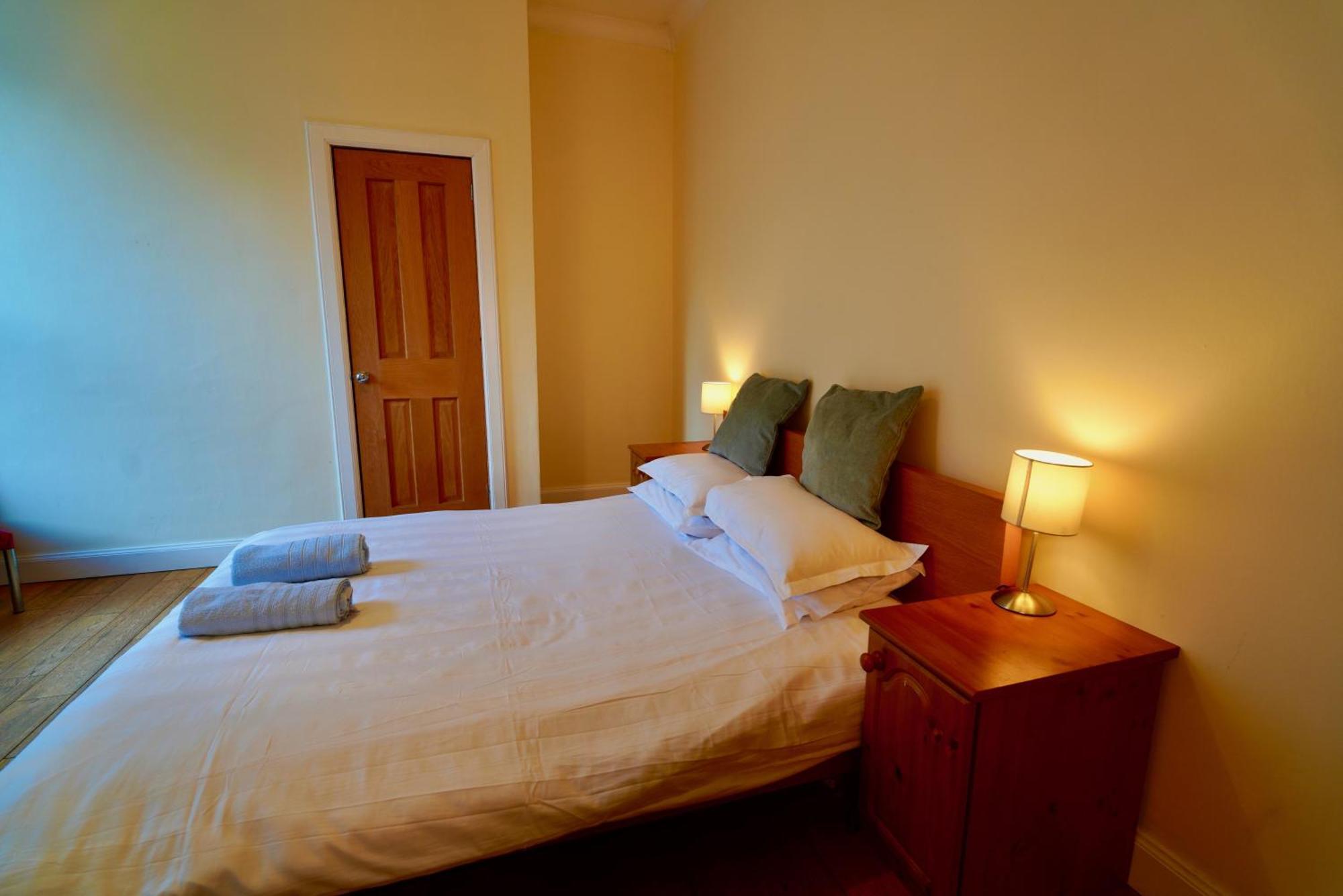 Spacious 2 Bed Apt Next To Royal Mile & Waverley Εδιμβούργο Εξωτερικό φωτογραφία