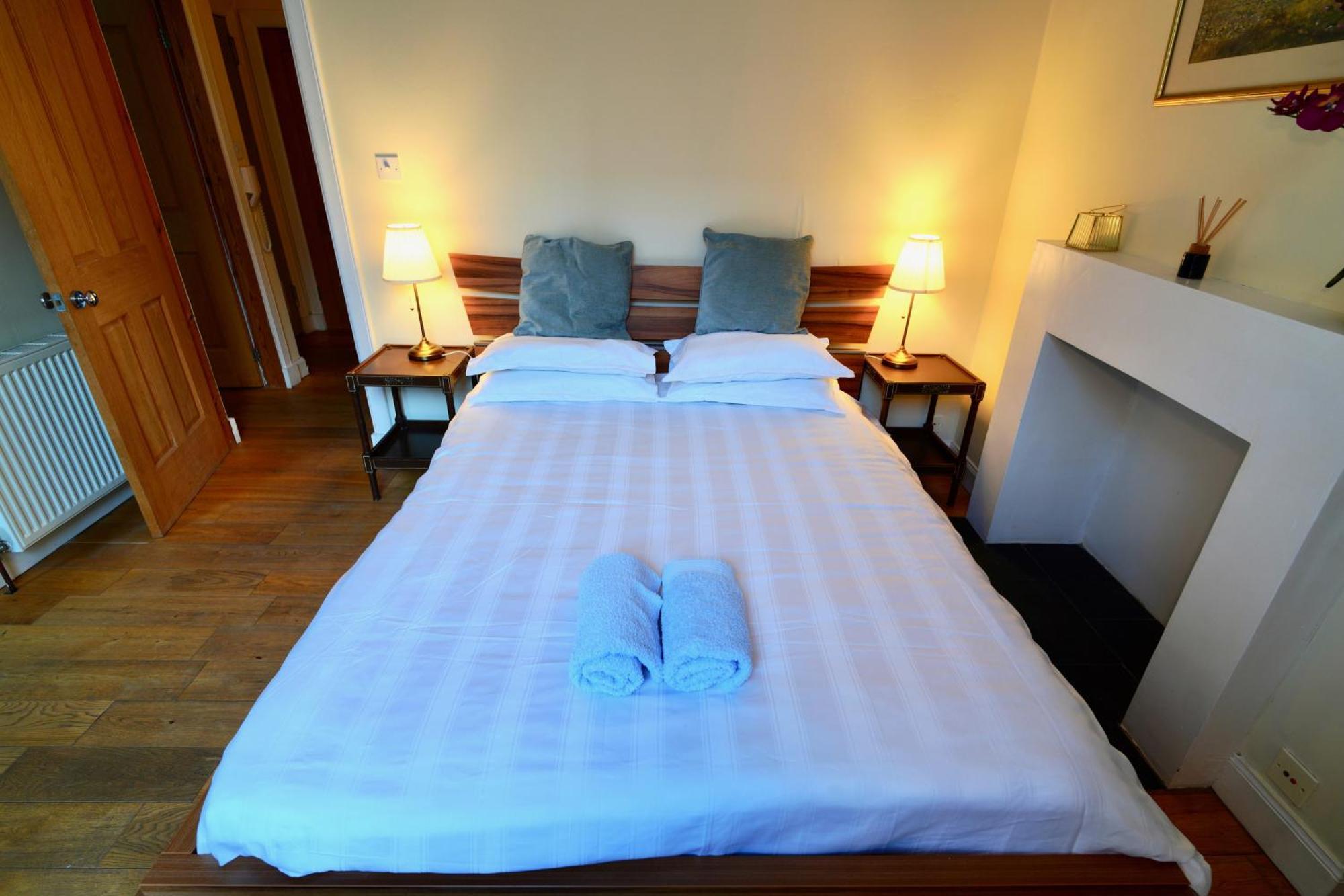 Spacious 2 Bed Apt Next To Royal Mile & Waverley Εδιμβούργο Εξωτερικό φωτογραφία