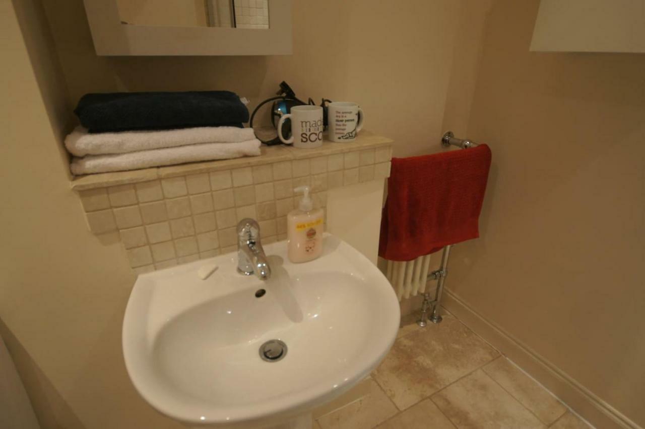 Spacious 2 Bed Apt Next To Royal Mile & Waverley Εδιμβούργο Εξωτερικό φωτογραφία